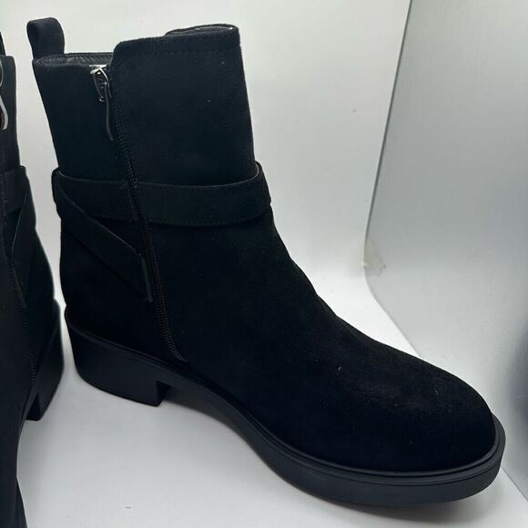 CUSHIONAIRE Women's Houston strap boot +Memory Foam 9 BLACK NEW - Picture 6 of 6